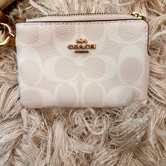 🚨 ENTRYYYY 🚨 3 piece set Coach Clutches w/Signature Monogram - Picture 4 of 16